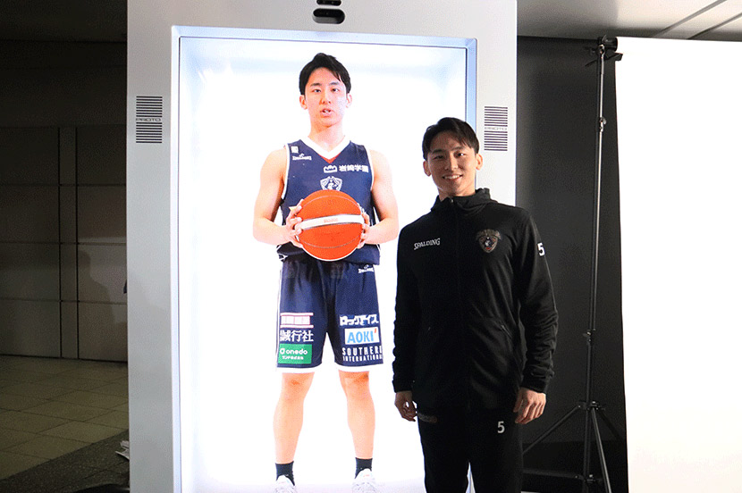 河村選手が会場に! 2Dホログラムと撮影ができるフォトブース体験も