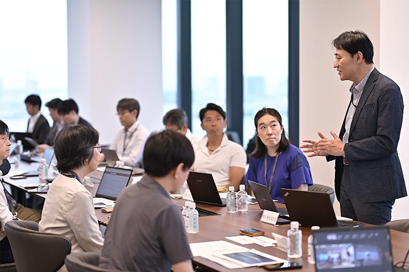 ユーザー視点を踏まえた客観的で実効性が高いAIガバナンスを実現 -第1回「AI倫理委員会」開催