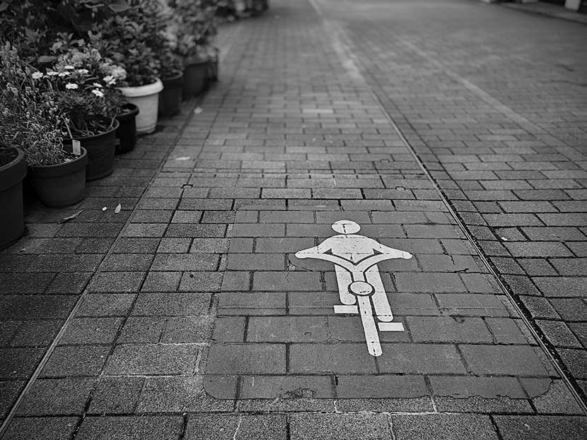 「MONOCHROME」で撮影