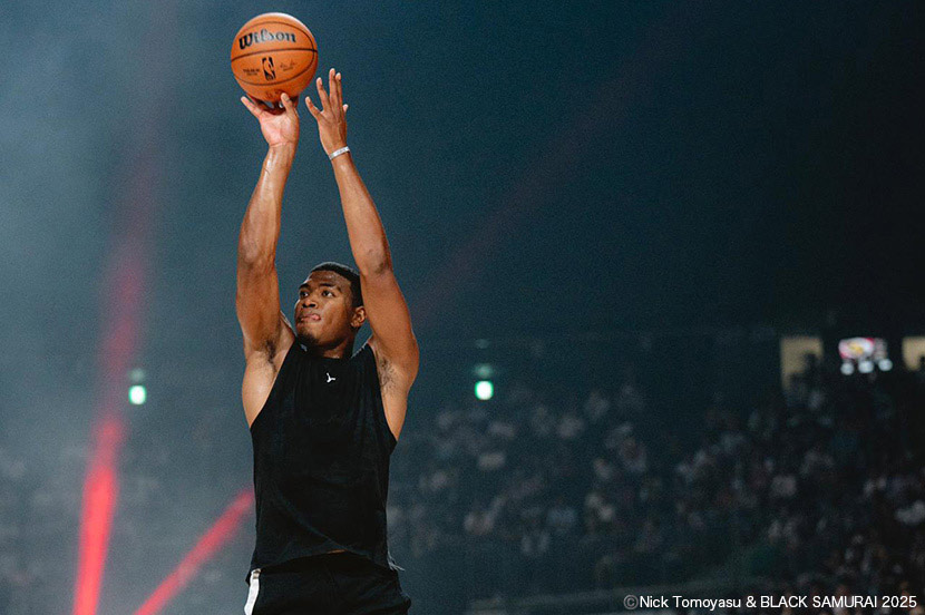 最終日には選抜されたメンバーがプロさながらの環境で試合