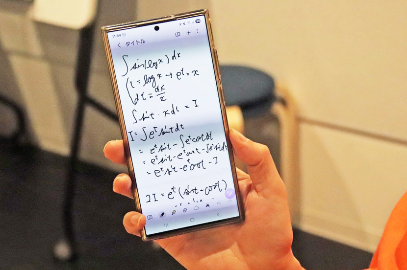 カメラも処理性能も重視。仕事でもプライベートでも使う、Galaxy歴3年の須貝駿貴さんが語る愛用理由とは？