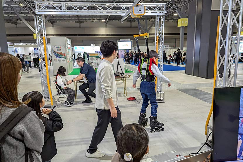 ロボットと一緒に生活する社会はどんな暮らし？想像力とロボットフレンドリーな未来像を育むワークショップ