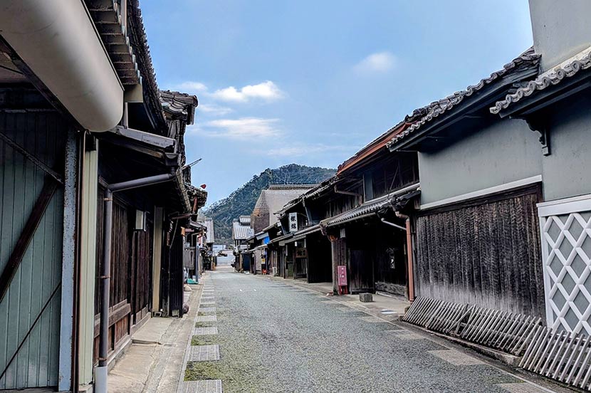 出世のシンボル、江戸の美意識が息づく「うだつの上がる町並み」
