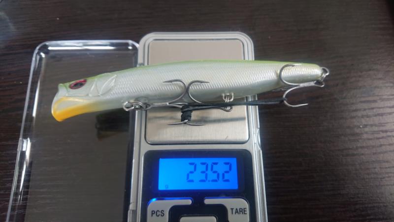 カゲロウ124Fの中華製パクリルアー買ってみた - ソルトルアーのすすめ！