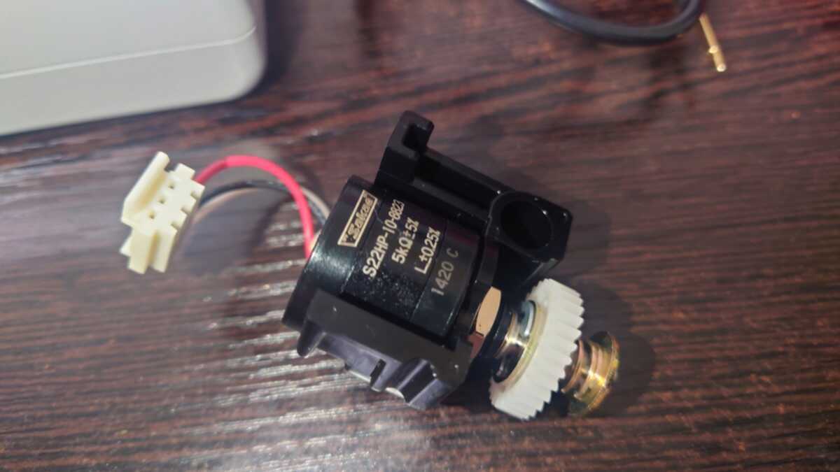 ガレージのシャッターが途中で止まる原因は? - ソルトルアーのすすめ！