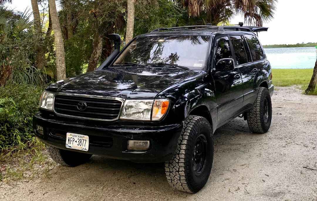 l*5様 トヨタ 黒 車両 前後損傷あり *日本語が理解出来ない方は購入しないで トヨタ 黒 車両 前後損傷あり *日本語が理解出来ない方は購入しないで