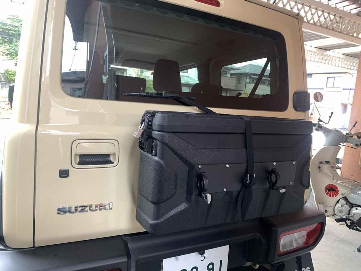 ジムニーの積載問題をリアボックスで解決！メリット・デメリットと利便