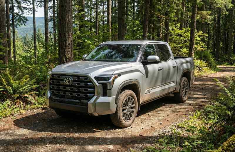 トヨタ新型タンドラついに2026年日本発売！サイズやスペック、気になる