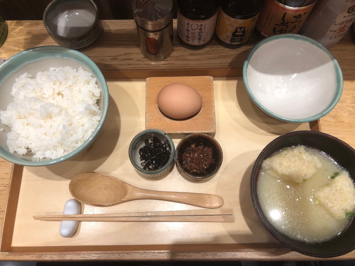 いくつもの醤油を楽しめる 赤坂うまや うちのたまご直売所 のたまごかけご飯が美味 この業界の片隅から いくつもの醤油を楽しめる 赤坂うまや うちのたまご直売所 のたまごかけご飯が美味 この業界の片隅から