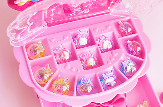 ハッピーガーランド♡ブローチ Amazon.co.jp: [バンダイ(BANDAI)] キミ