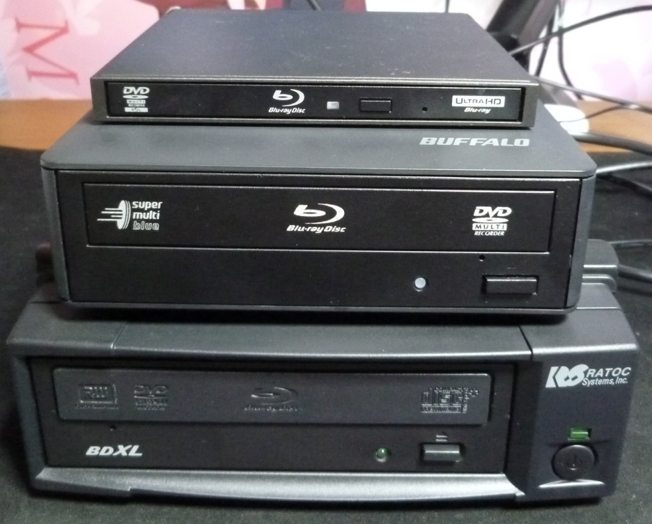 Pioneer BDR-209MBKを外付け化して使う：RS-EC5-U3ZA組み込みレビュー