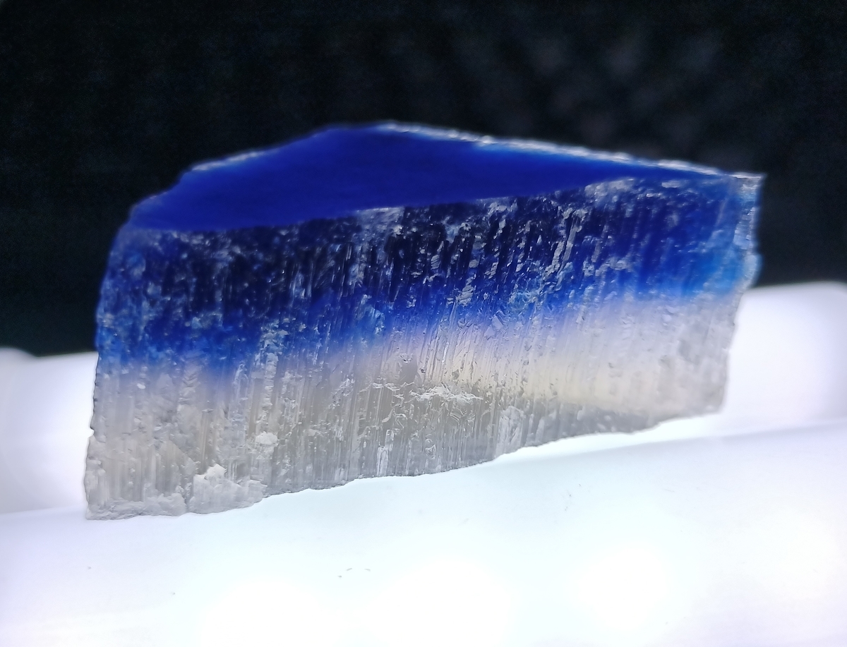 趣味の鉱物収集 フローライト ハライト おまけ - 家の事とか素人DIY