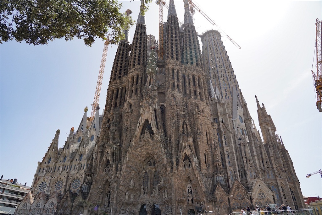 スペイン旅行記 バルセロナ2日目 サグラダ ファミリアに圧倒される Koguma