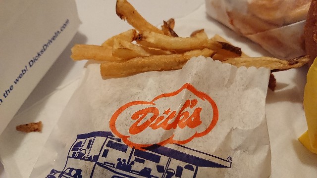 Dick's Drive-Inのハンバーガーを食べてみた！ - 駐夫＠シアトルの海外生活