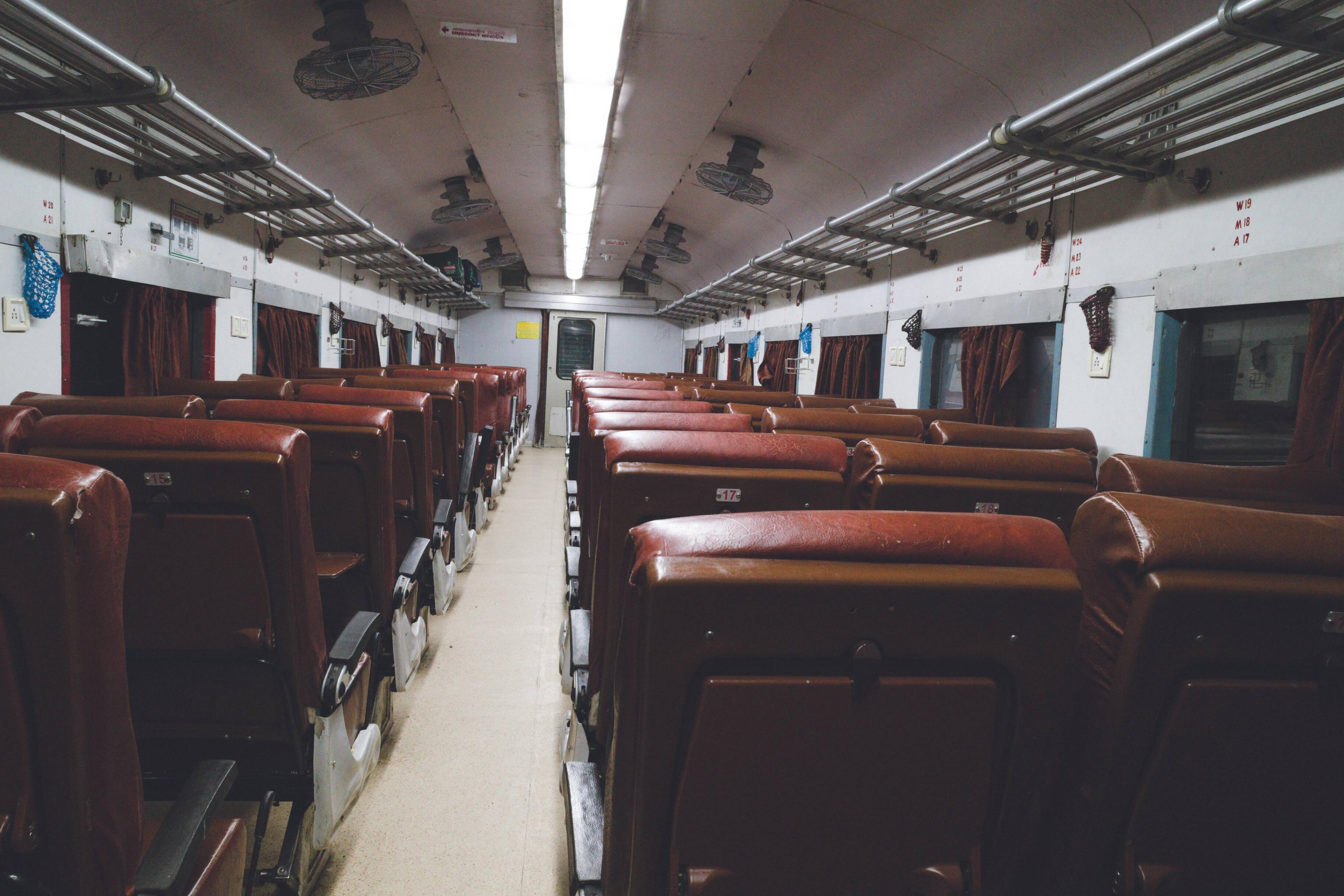 ムンバイからアウランガーバードへ 世界一周100日目 A Day In The Life ムンバイからアウランガーバードへ 世界一周100日目 A Day In The Life