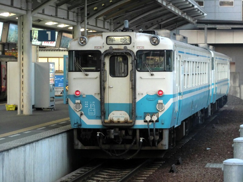 2011年4月9日 高松発牟岐行371D列車は - JR撮影日記
