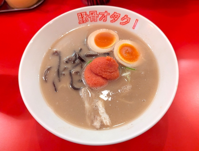 豚骨オタク！＠伊勢佐木長者町 どこまでもストレートで濃厚でまろやか