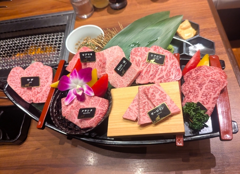 喜上眉（梅）梢 牛血红バングル　シャー太翠バングル 牛兵衛草庵＠そごう千葉店 Merry X'mas! クリスマス期に超豪華な「特選