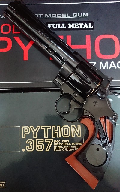 MGC社　PYTHON .357 ダブルアクションリボルバー MGC社 PYTHON .357 ダブルアクションリボルバー （東京マルイ