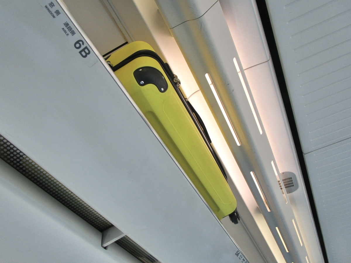 特急「きぬがわ」の荷物置き場について