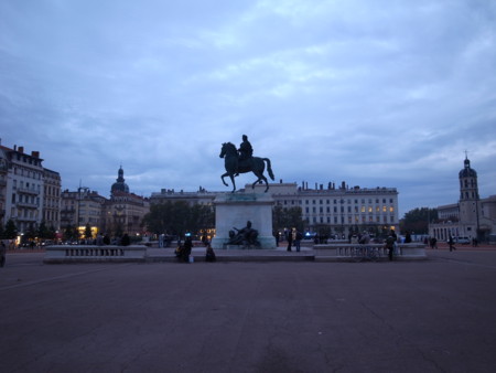 f:id:selavy:20111029012843j:image