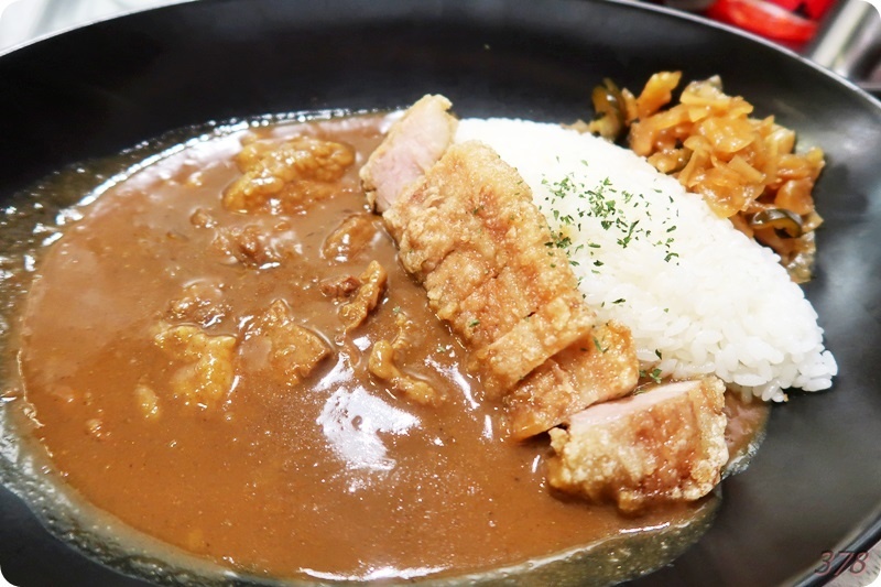 排骨はカレーでも美味いと肉の万世 新宿西口店で知る 新 さんっ ななっ はっち 本店 排骨はカレーでも美味いと肉の万世 新宿西口店で知る 新 さんっ ななっ はっち 本店