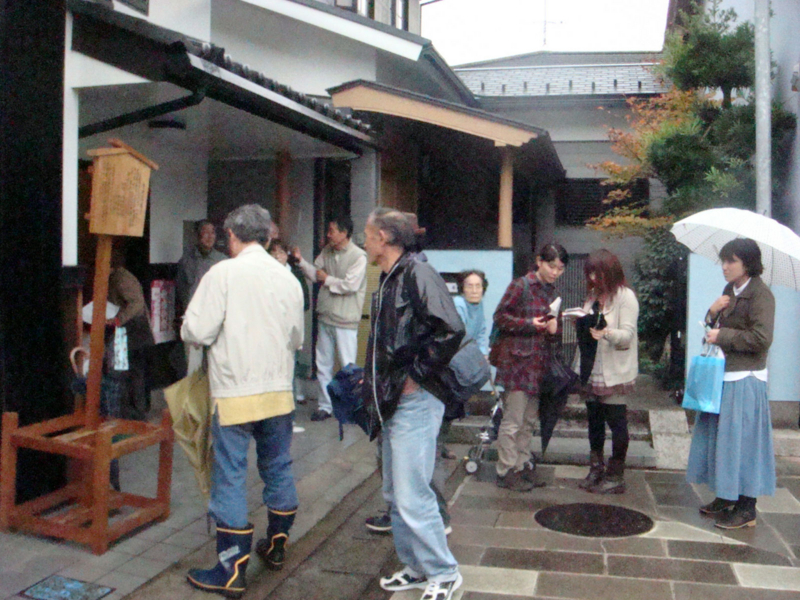 f:id:semi_rakuraku:20111030135528j:image:w360