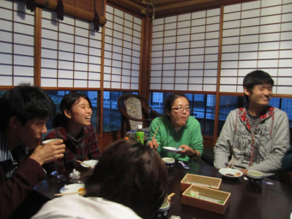 f:id:semi_rakuraku:20111030170422j:image:w360