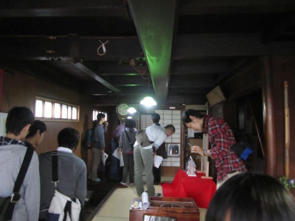 f:id:semi_rakuraku:20111106141010j:image:w360