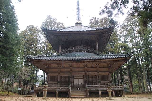 みやこ旅38 東塔・西塔・根本大塔 - 木偶房日日録