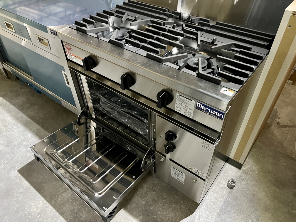 飲食店設備、ガステーブル、食洗機、ゴールドテーブル厨房機器、