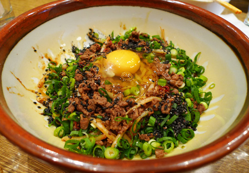 汁なし担々麺