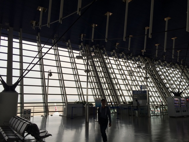 f:id:sennich:20150703231417j:plain 上海浦東国際空港の搭乗ロビー