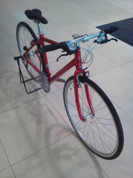 eafeels IC2.2 700C アルミ24速 400mm BLACKクロス eafeels IC2.2 700C
