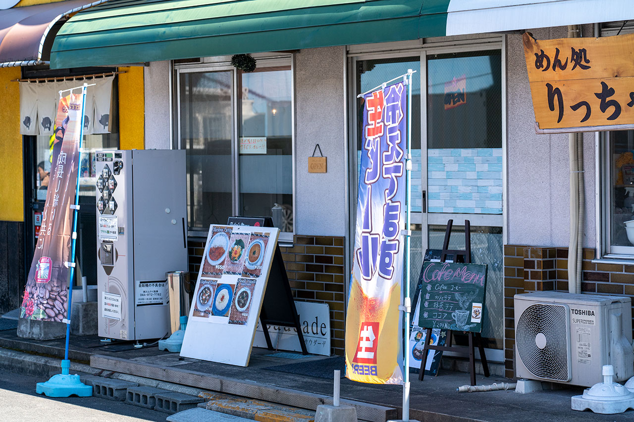 カフェサウダージ外観