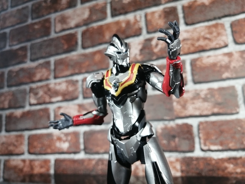 Figure-rise Standard 1/12 ULTRAMAN SUIT EVIL TIGA｜バンダイ