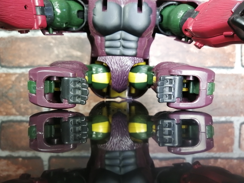 e-HOBBY限定 TF.USAエディション オプティマスプライマル　とゴリラ系 e-HOBBY限定】 トランスフォーマー ユニバース オプティマス