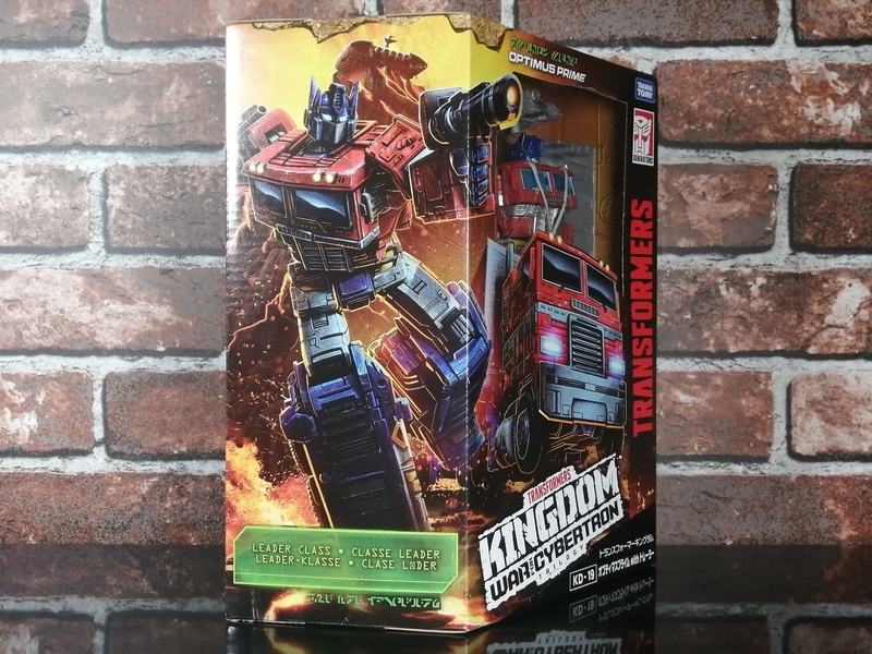 トランスフォーマー　キングダム　オプティマスプライム Transformers Studio Series トランスフォーマー キングダム
