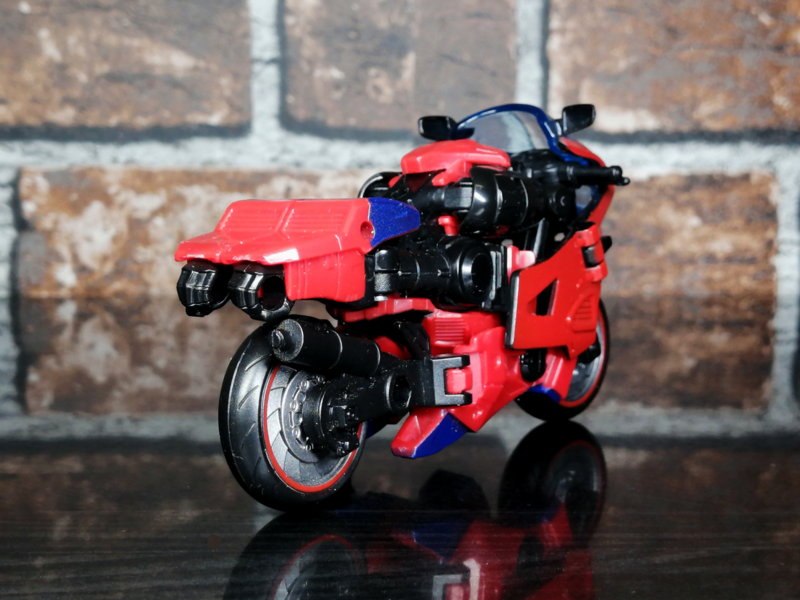 トランスフォーマー ジェネレーションズ 2022 ウォルマート限定 R.E.D. Amazon.co.jp: トランスフォーマー ジェネレーションズ 2021