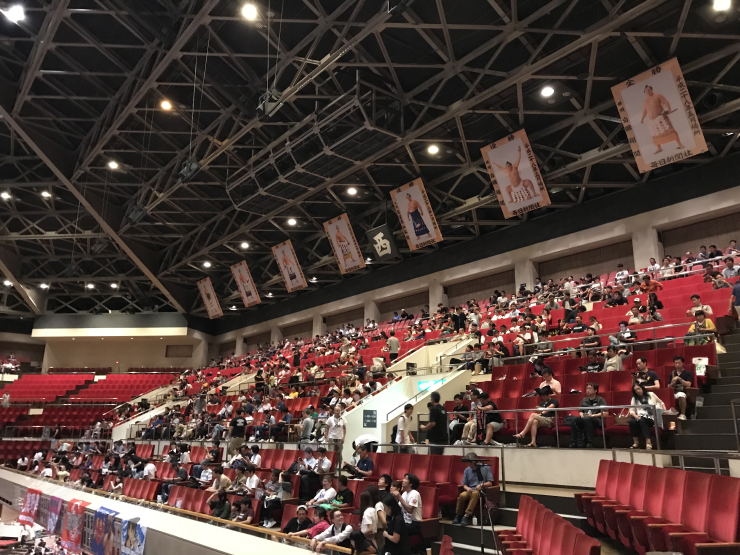 両国国技館 3/14 w-inds. アリーナ西or東 1列　最前列 1-2枚