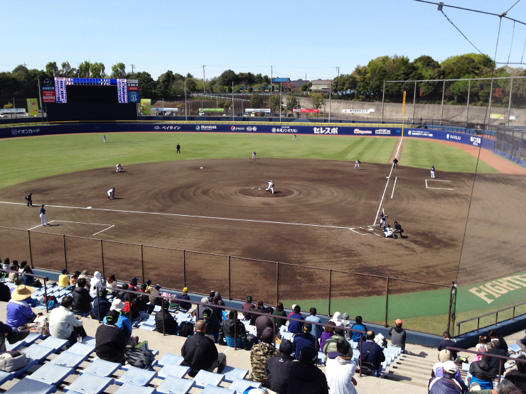 ファイターズ鎌ヶ谷スタジアム