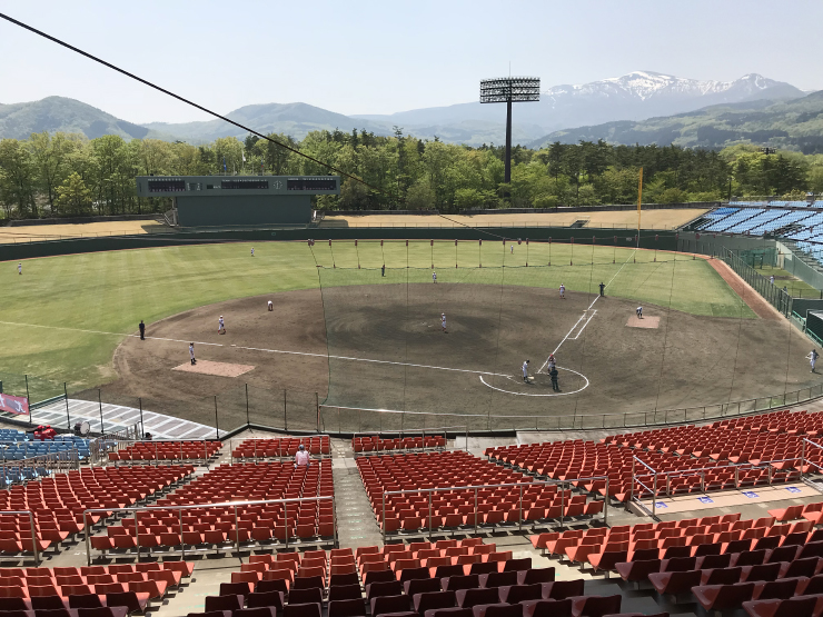 福島県営あづま球場