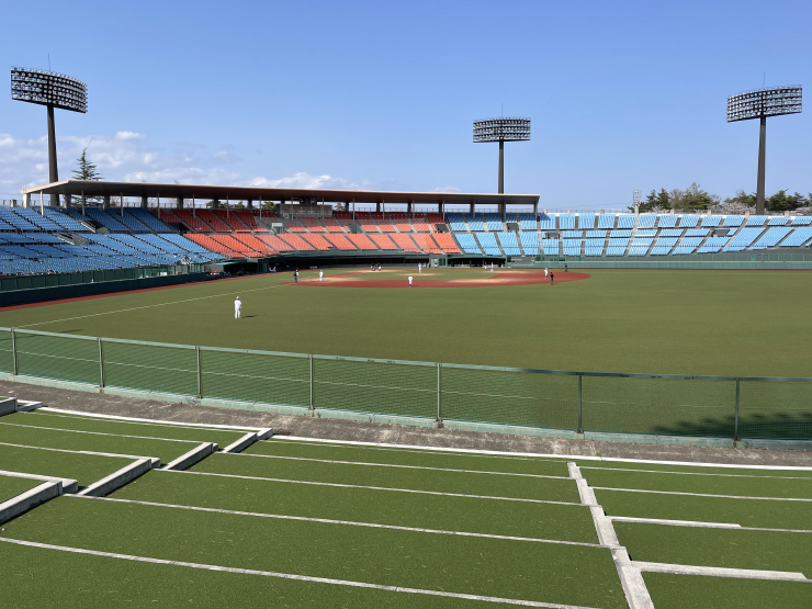 福島県営あづま球場