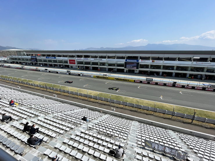 レース場