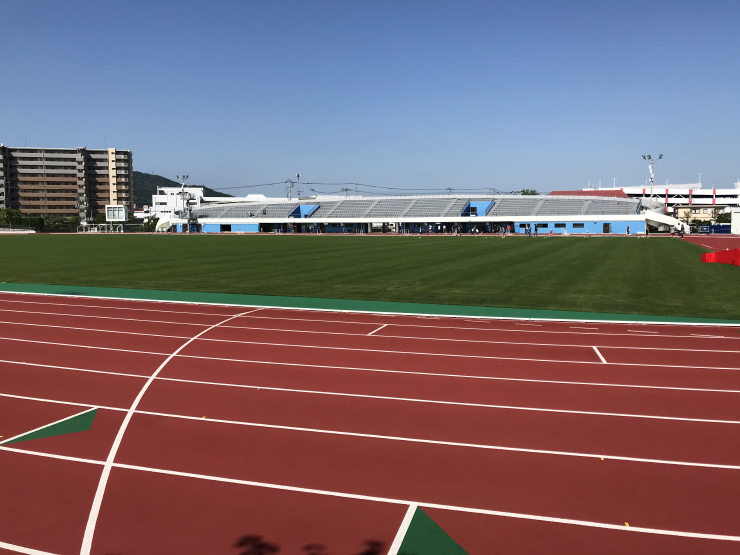 徳島市陸上競技場