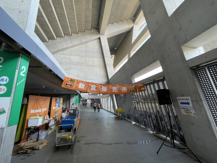 愛媛県総合運動公園陸上競技場