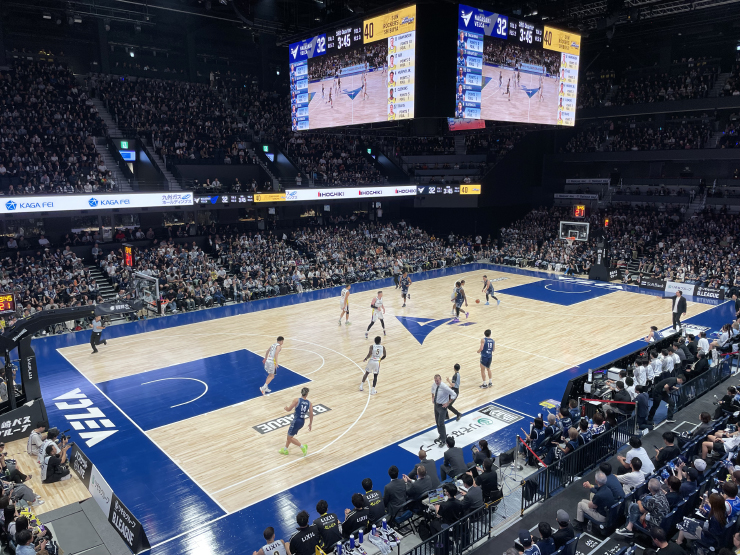 HAPPINESS ARENA