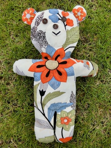 くまのぬいぐるみ　ランラン　着物生地