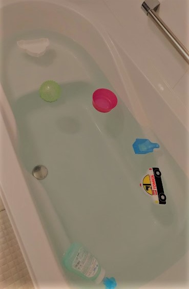 ケチだの子供が可哀想だの言われようが ワシは子供のおもちゃに金はかけんのだとかいう話 全然丁寧じゃない暮らし