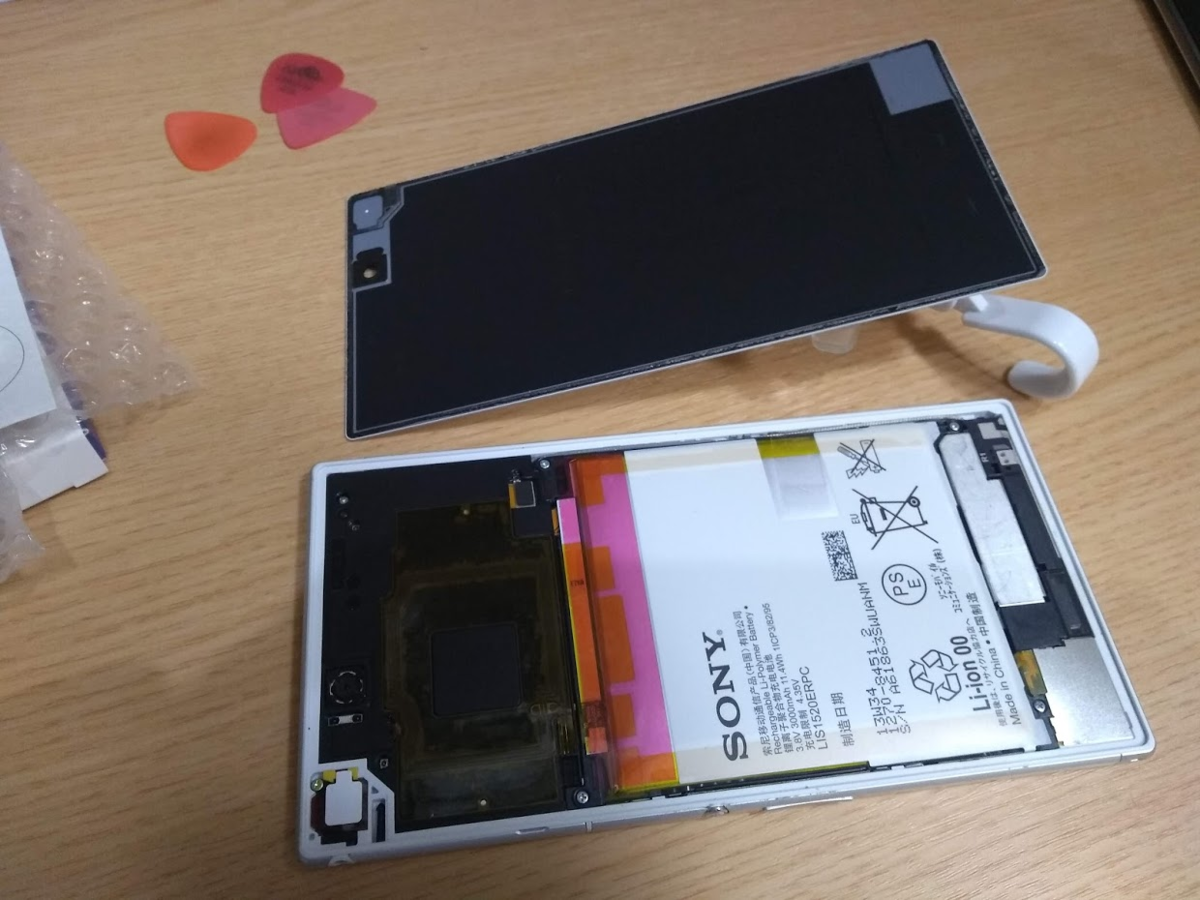 Sony Xperia Z Ultraのバッテリー交換 忘れないうちにメモする